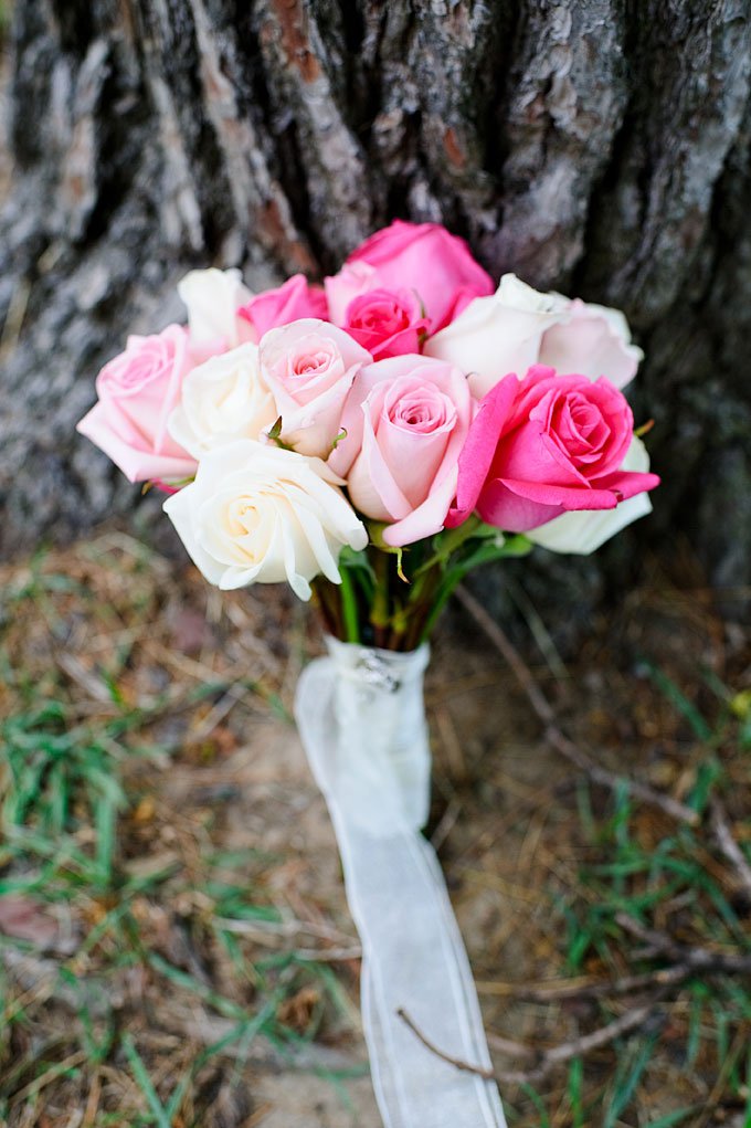 My wedding flowers: Pink and ivory roses